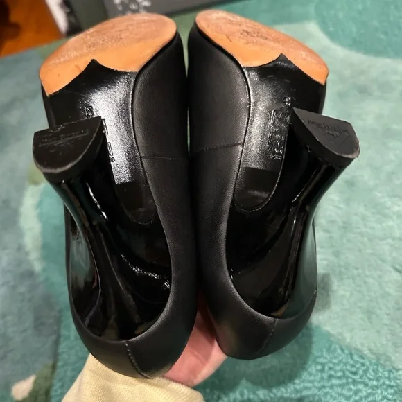 Fluevog LIKE NEW Poser Darla black asymmetrical buckle heel w/ side cutout - 8 - Picture 15 of 16
